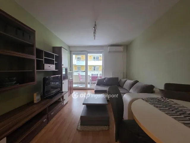 Eladó lakás Budapest VIII. kerület 61 nm