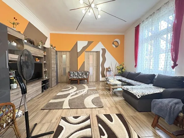 Eladó lakás Budapest XXI. kerület 72 nm