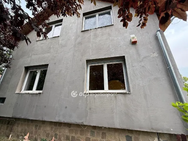 Eladó ház Vecsés 168 nm