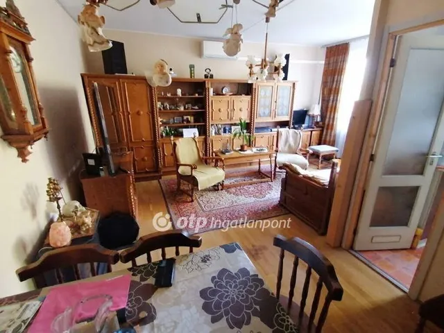 Eladó lakás Budapest III. kerület 73 nm