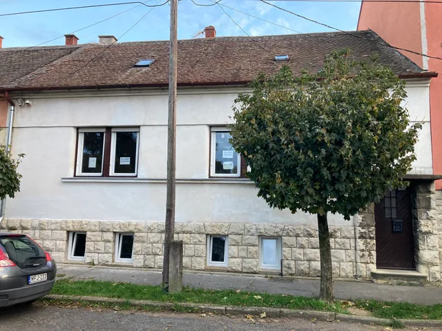 Eladó ház Szombathely, Belváros 118 nm