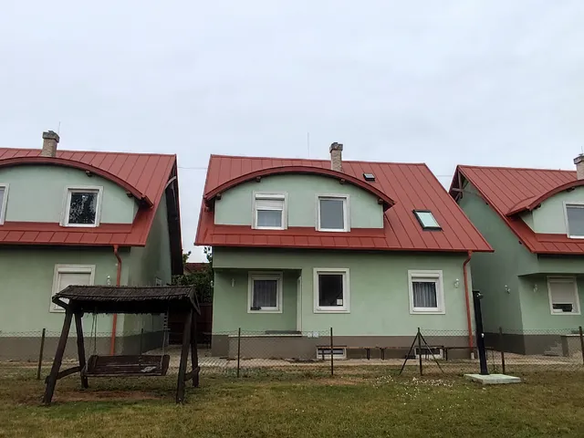 Eladó kereskedelmi és ipari ingatlan Bük 300 nm