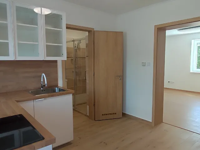 Eladó lakás Vép 35 nm
