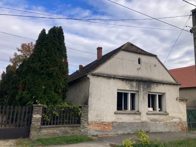 Eladó ház Meszlen 71 nm