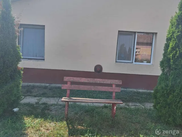 Eladó ház Kisdombegyház 80 nm