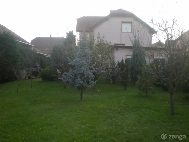 Eladó ház Kapuvár, Városközpont 135 nm