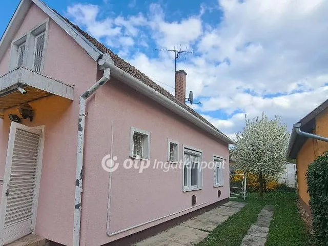 Eladó ház Gyula 192 nm
