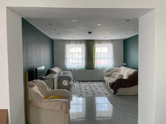 Eladó ház Sarkad 90 nm