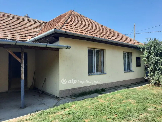 Eladó ház Gyula, Gyulavári 83 nm