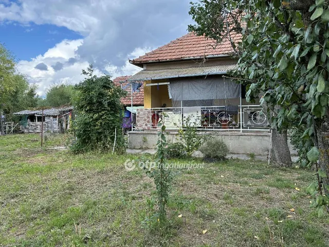 Eladó ház Sarkad 2153 nm