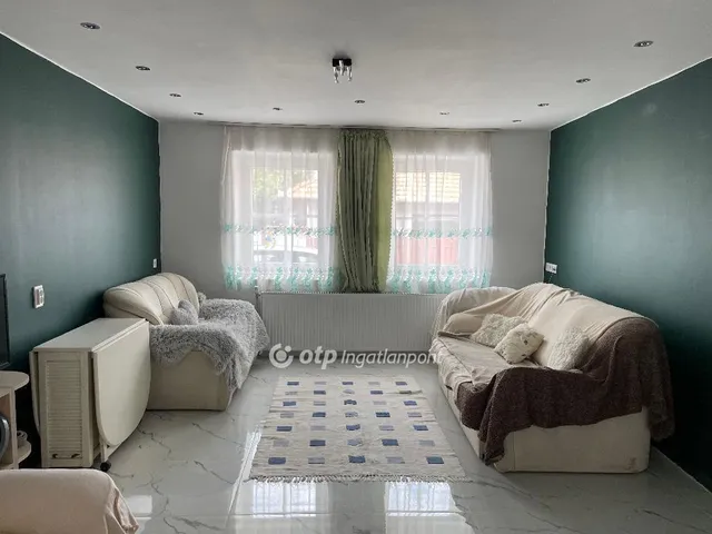 Eladó ház Sarkad 90 nm