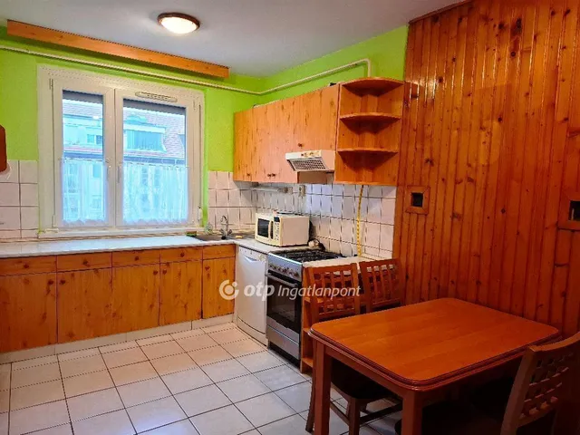 Eladó lakás Békéscsaba 58 nm