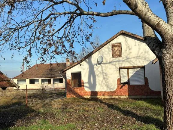 Eladó ház Gyula 202 nm