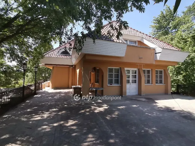 Eladó kereskedelmi és ipari ingatlan Gyula 1087 nm