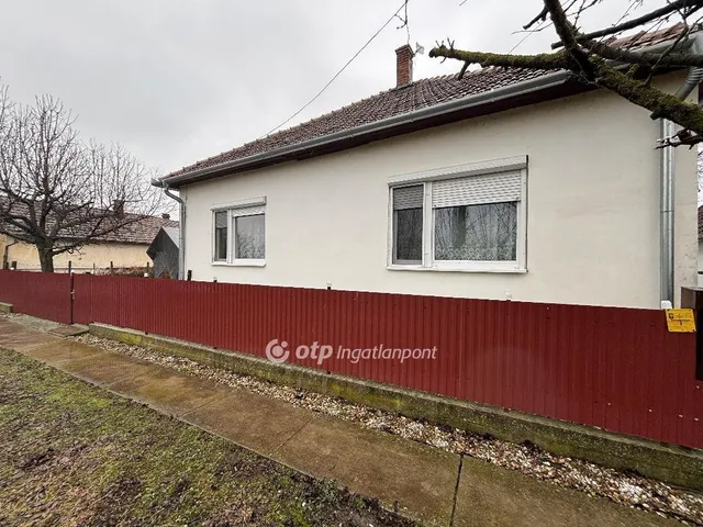 Eladó ház Sarkadkeresztúr 74 nm