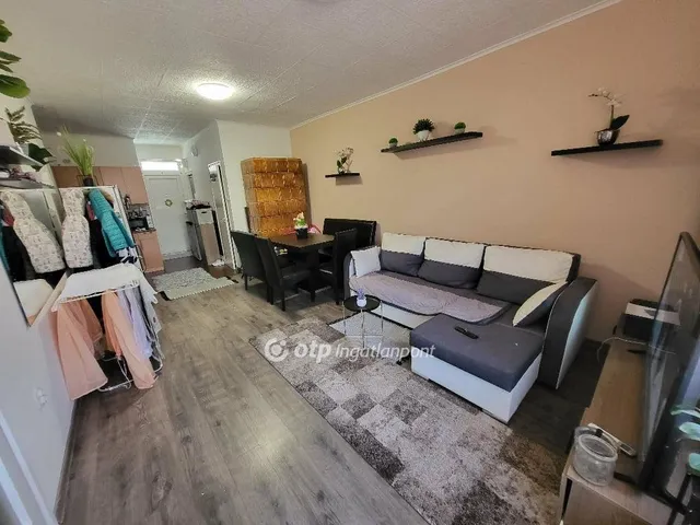 Eladó lakás Békés 59 nm