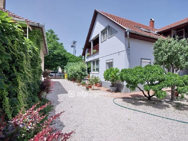 Eladó ház Gyula 320 nm