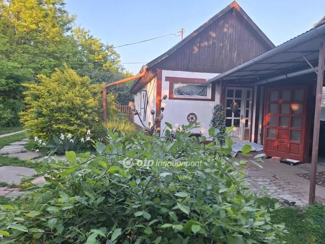 Eladó ház Békés 65 nm