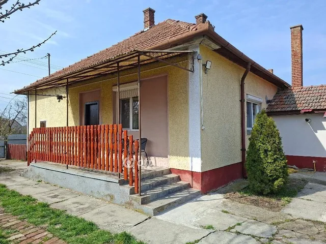 Eladó ház Sarkad 83 nm