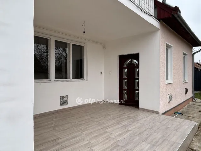 Eladó lakás Békéscsaba 95 nm