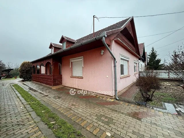 Eladó ház Békés 170 nm