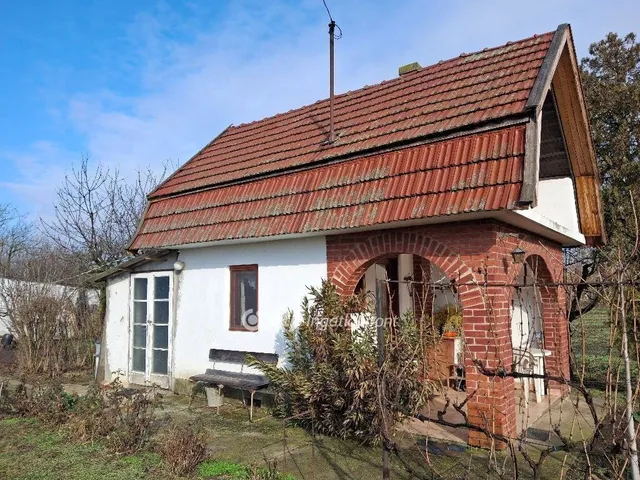 Eladó telek Gyula 1066 nm