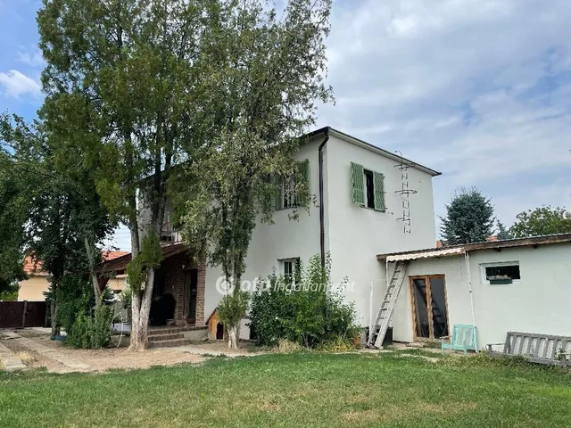 Eladó ház Gyula 130 nm