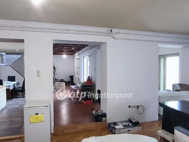 Eladó ház Gyula, Csigakert 278 nm