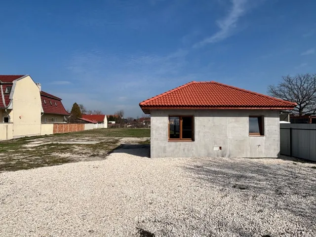 Kiadó telek Békéscsaba 2071 nm