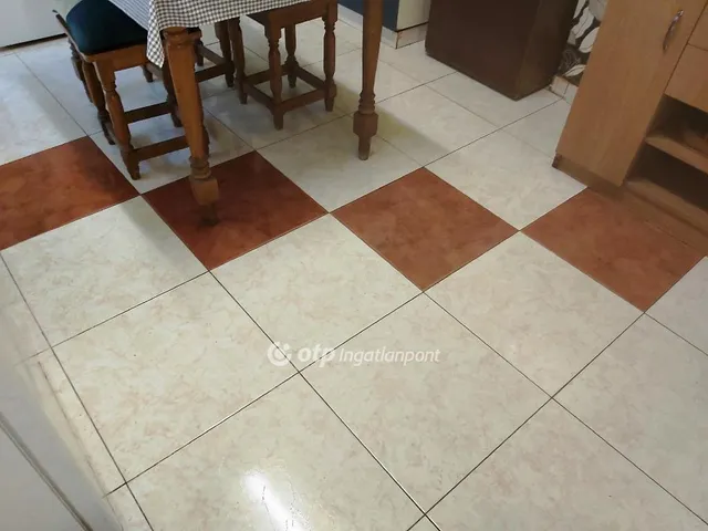 Eladó lakás Békés 90 nm
