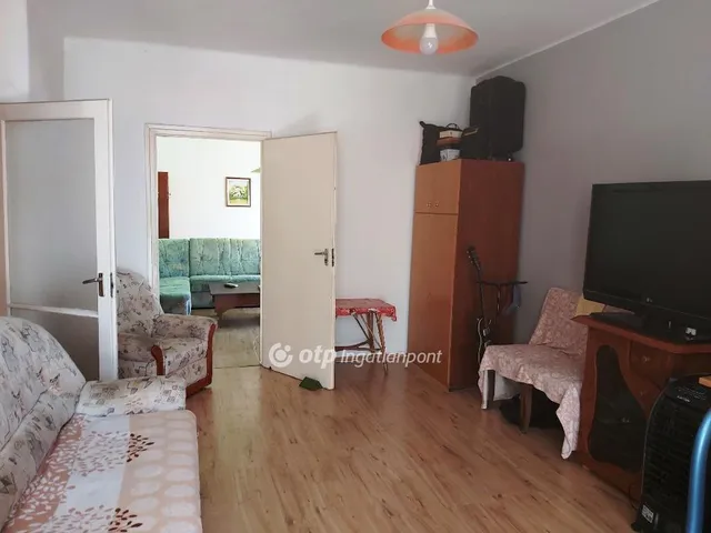 Eladó lakás Békés 90 nm