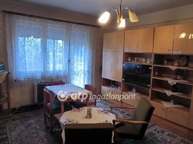 Eladó lakás Békés 57 nm