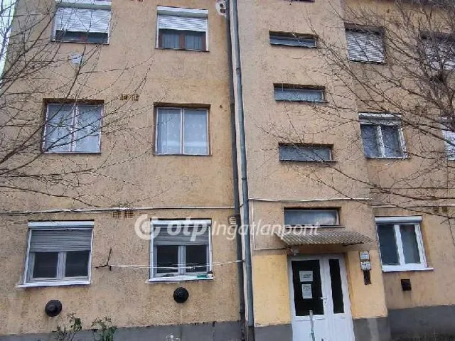 Eladó lakás Békés 57 nm