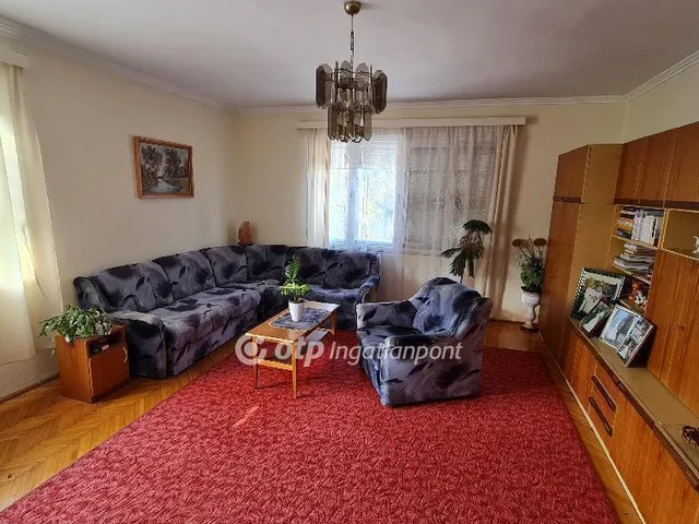 Eladó ház Gyula 192 nm