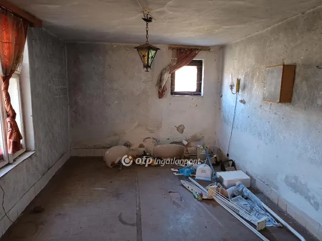 Eladó mezőgazdasági ingatlan Eger 26 nm