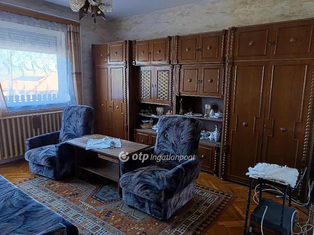 Eladó ház Békéscsaba 187 nm