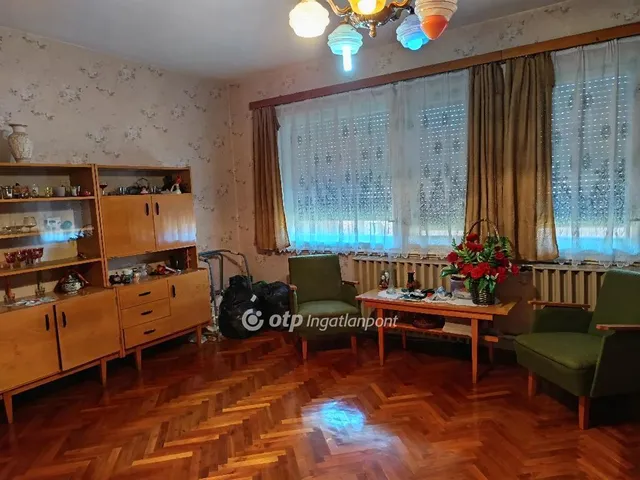 Eladó ház Békéscsaba 187 nm
