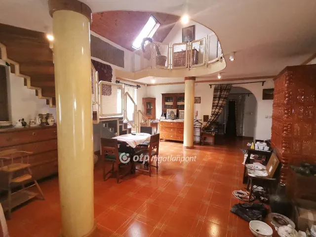 Eladó ház Békéscsaba 270 nm