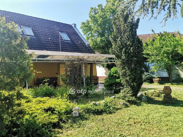 Eladó ház Békéscsaba 270 nm
