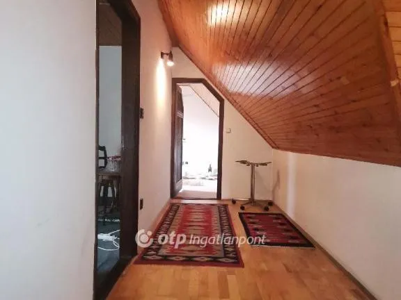 Eladó ház Békéscsaba 270 nm