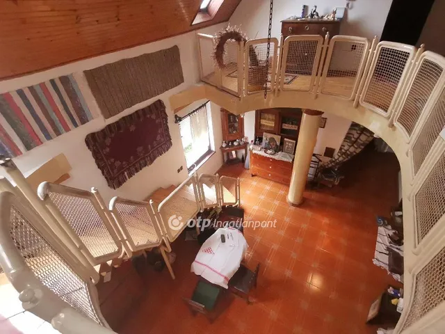 Eladó ház Békéscsaba 270 nm