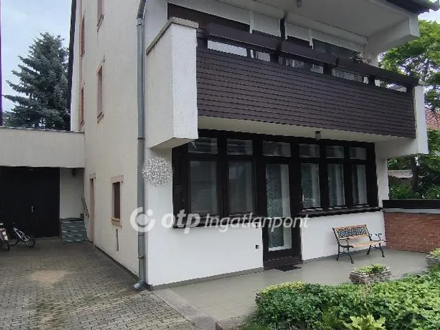 Eladó ház Békéscsaba 265 nm