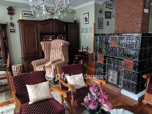 Eladó ház Békéscsaba 265 nm