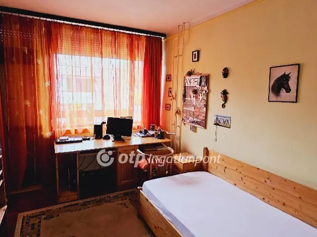Eladó ház Békéscsaba 265 nm
