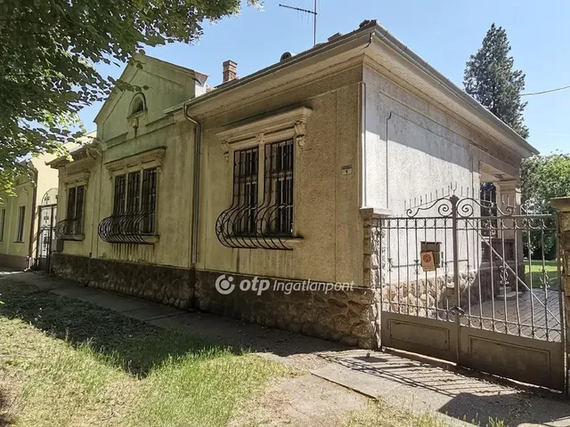 Eladó ház Békéscsaba 160 nm