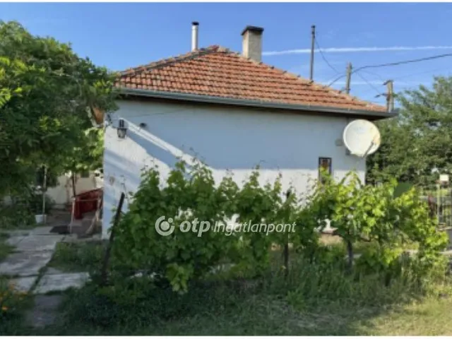 Eladó ház Sarkad 42 nm