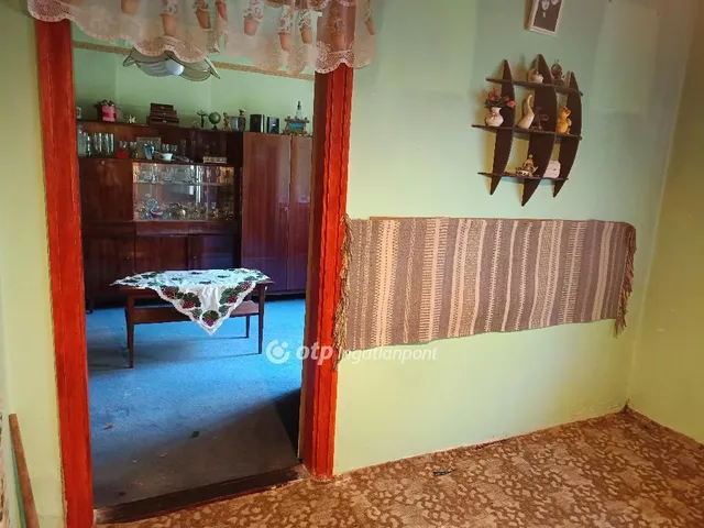 Eladó ház Sarkad 42 nm
