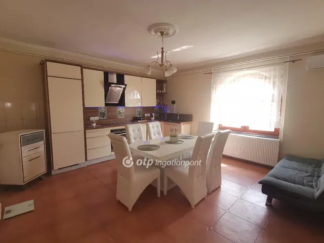 Eladó mezőgazdasági ingatlan Békés 482 nm