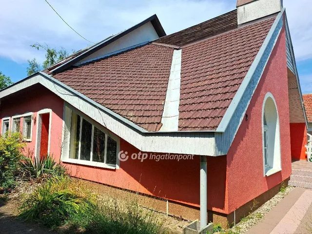 Eladó ház Békéscsaba 160 nm