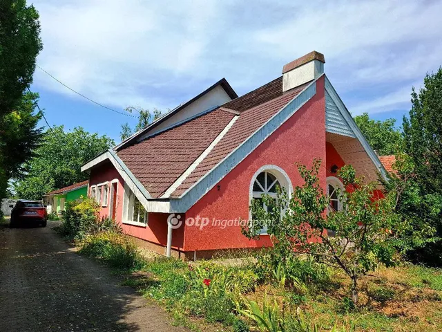 Eladó ház Békéscsaba 160 nm